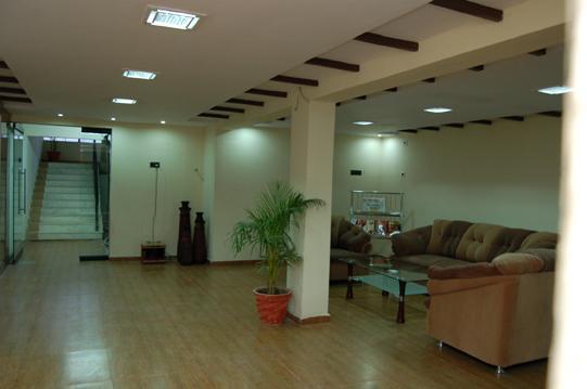 Hotel Royal Regency Bori  Buitenkant foto