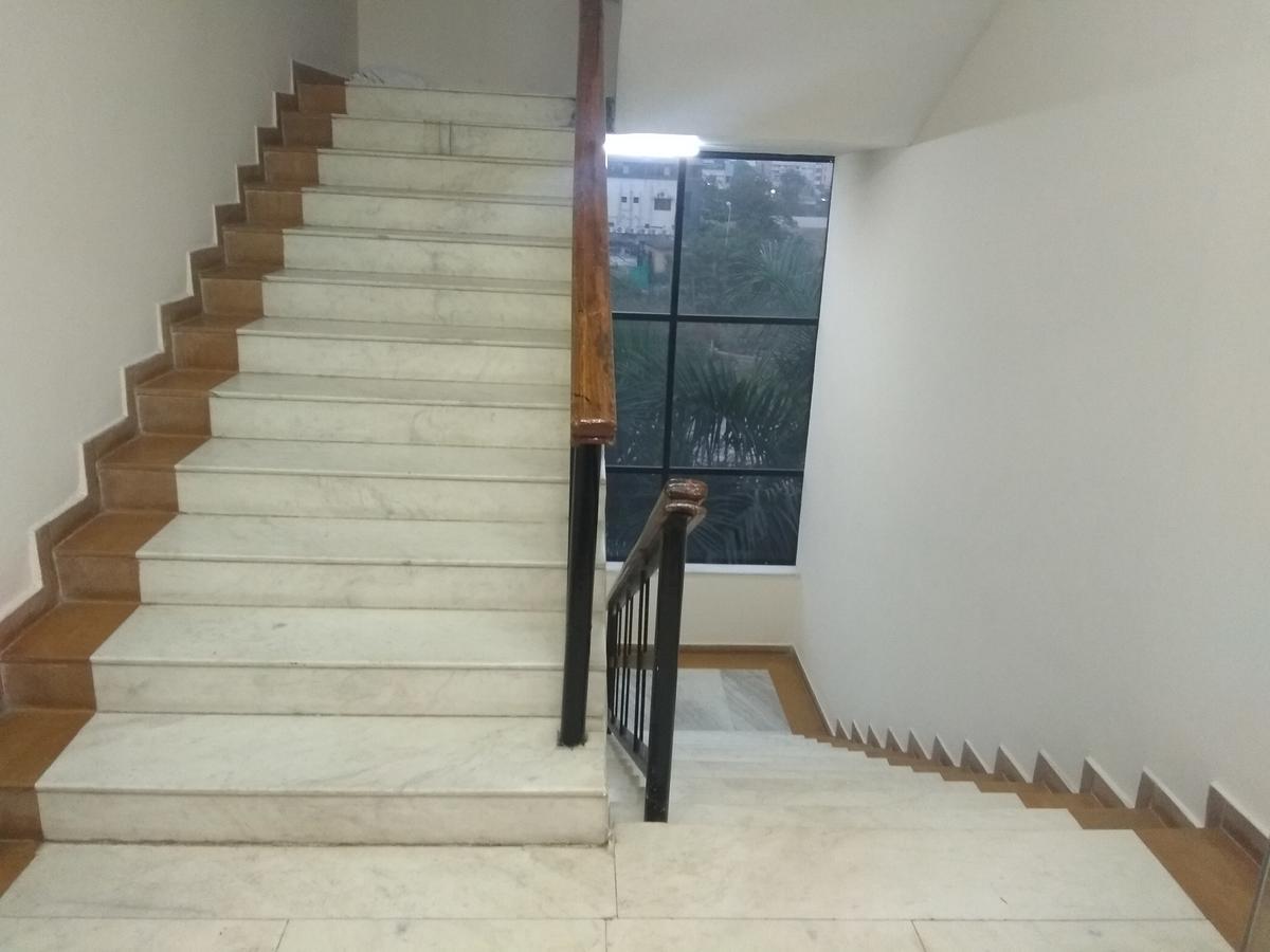 Hotel Royal Regency Bori  Buitenkant foto